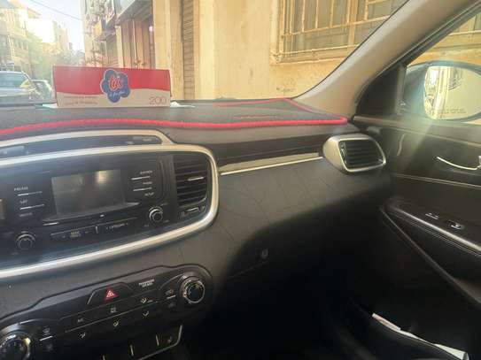 Kia sorento image 5