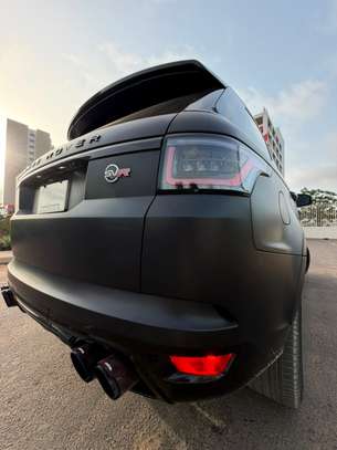 Range Rover sport svr image 4