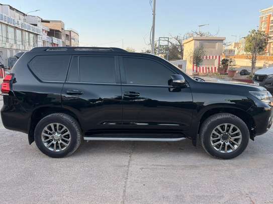 TOYOTA PARADO LAND cruiser image 2