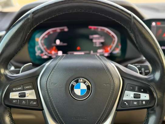 BMW X5 2019 image 14