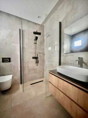 Appartement à louer à mermoz au 3e etage image 6