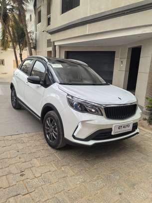 SUV compact idéal pour Yango, sociétés et particuliers image 8