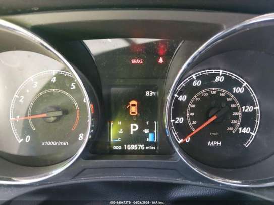 MITSUBISHI OUTLANDER SEL image 9