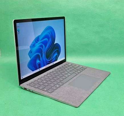 Surface laptop 4 image 3