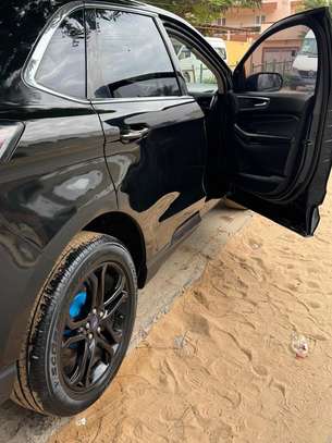 Ford EDGE  Titanium  Année 2018 image 2