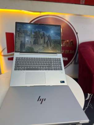 Elitebook860 G11 ultra5 image 4
