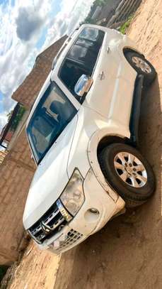 Mitsubishi Pajero 7place année 2015 image 3