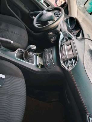 Peugeot 308 T9 2016 image 2