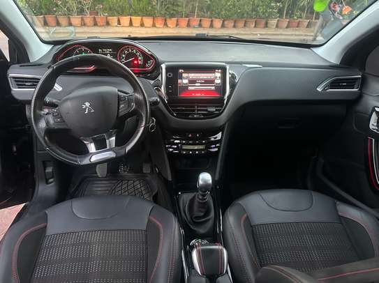 Peugeot 2008 Gt Line manuel diesel venant image 5