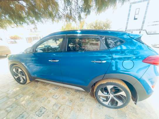 Hundai Tucson limited 1.6 T version 4WD image 2