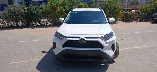 Toyota RAV 4 2019 image 2