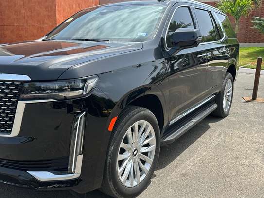 Cadillac Escalade 2021 image 2