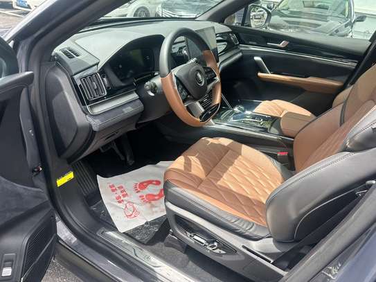 BYD Tang Hybrid  2022 image 8