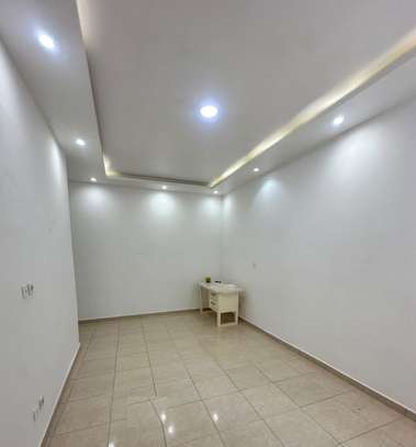 APPARTEMENT F5 AUX MAMELLES image 4