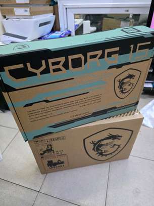 MSI CYBORG 15 A13VE GAMER 2025 image 5