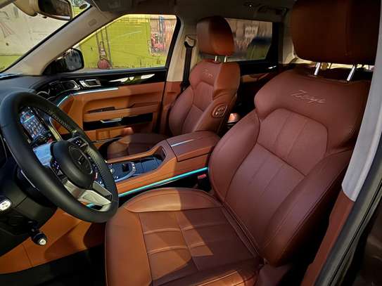 ZOYTE T700 2018 SUV PREMIUM image 12