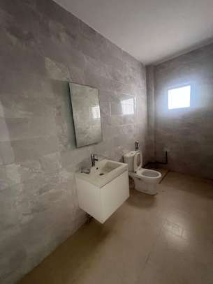 Villa R+4 au Point E image 6