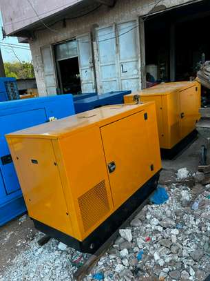 Vente et location groupe électrogène 
De 12kva a1600kva image 4
