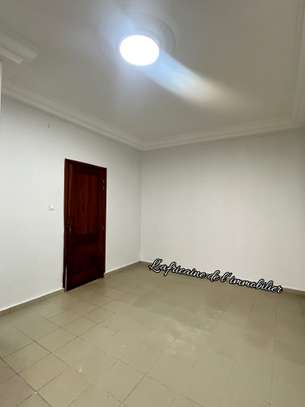 STUDIO À LOUER – CITÉ FADIA image 8