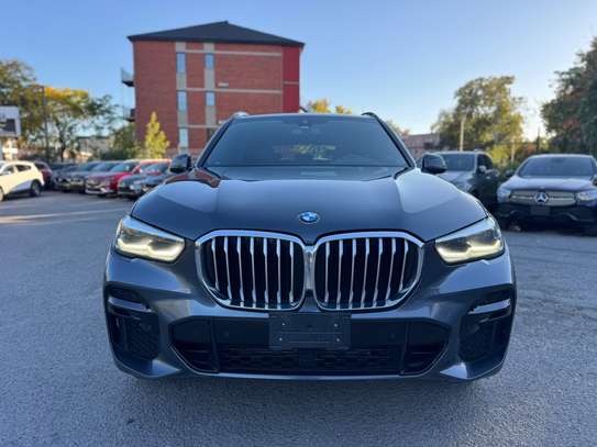 BMW X5 2023 image 2