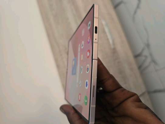 Samsung galaxie Z fold6 256GB 12GB image 4