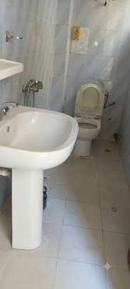 Bel APPARTEMENT À LOUER – AMITIÉ 3 image 10