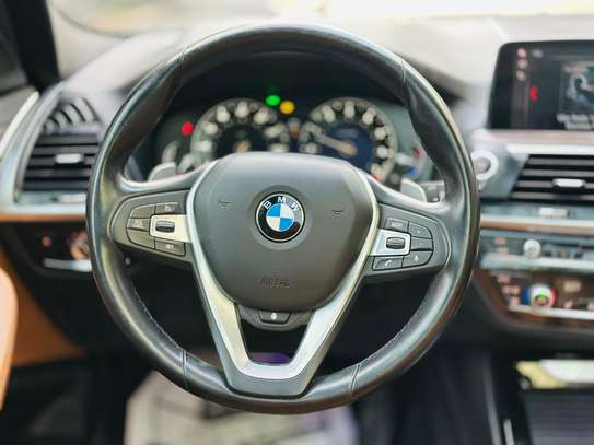 BMW X3 année 2019 image 12