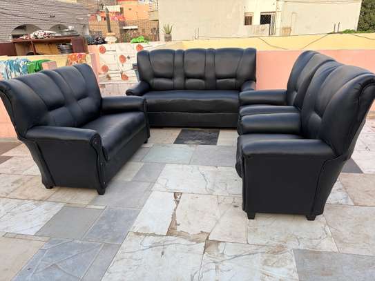 Salon 7 place vip image 2