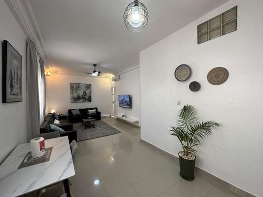 Studio Meublé à Louer aux PointE image 3