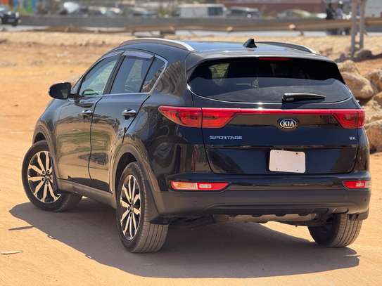 KIA Sportage 2017 essence automatique venant image 2
