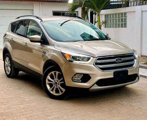 FORD ESCAPE AUTOMATIQUE ESSENCE CLIMATISÉ 1.5 image 2