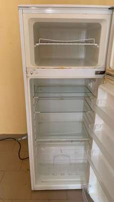 Frigo avec mini congélateur à vendre image 2