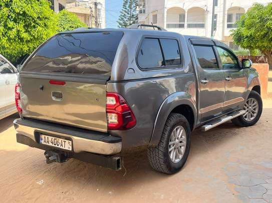 Toyota hulux image 4