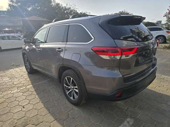 Toyota highlander limited image 12