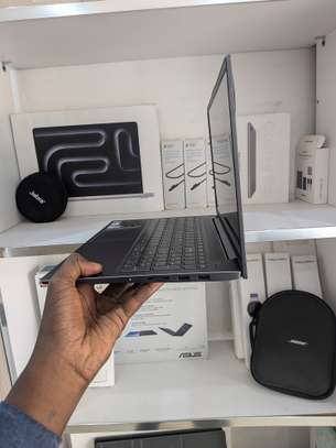 Lenovo Ideapad ) Si ) i7 ) 12e generation ) 8g de ram ) 512 image 3