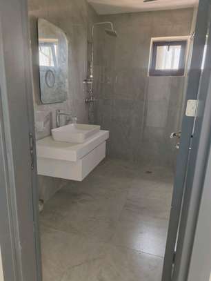 Penthouse F5 neuf image 2