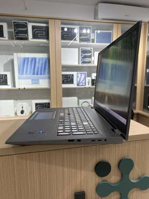 HP ZBook Fury 17G8-I7 11e|32GB RAM|1 Téra| RTX T1200 de 4Gb image 4