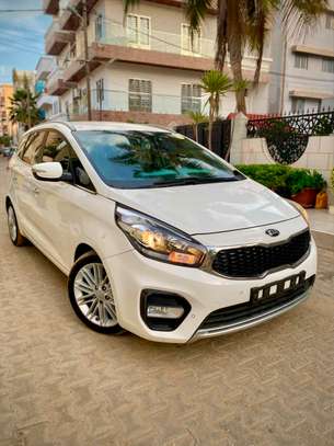 KIA Carens 2017 image 12