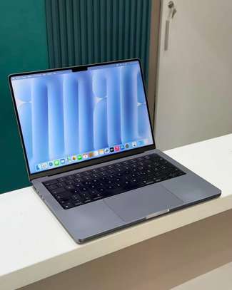 MacBook Pro 14 M1 Max 32Go RAM 1To SSD (2021) image 3