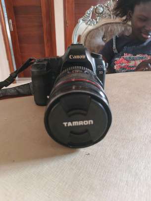 Canon 5 D Mark II image 5