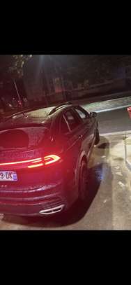 Volkswagen taigo R-Line 2022-2023 full black toute option image 3