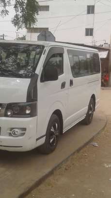 Location de minibus image 2