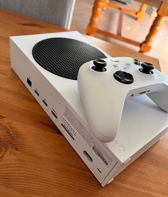 Xbox Series S + Game pass Ultimate image 4