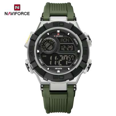 Montre Naviforce authentique image 10