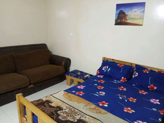 Lit double bois massif naturel avec matelas inclus image 3
