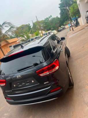 Kia sorento Année 2016 image 6