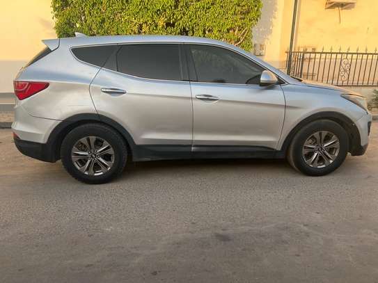 Hyundai Santa Fe 2015 image 8
