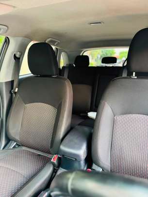 Mitsubishi outlander image 4