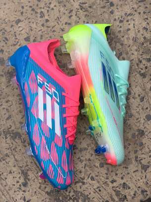 Crampons Puma-Nike-Adidas football image 9
