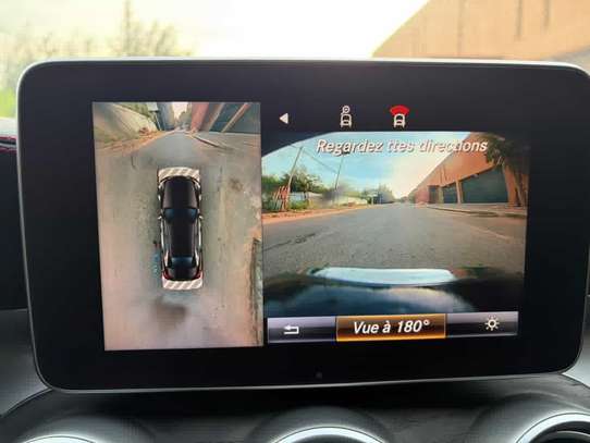 Mercedes Benz 2018 image 10
